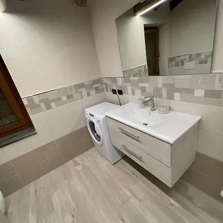 Profumo Di Legno Apartamento Aosta